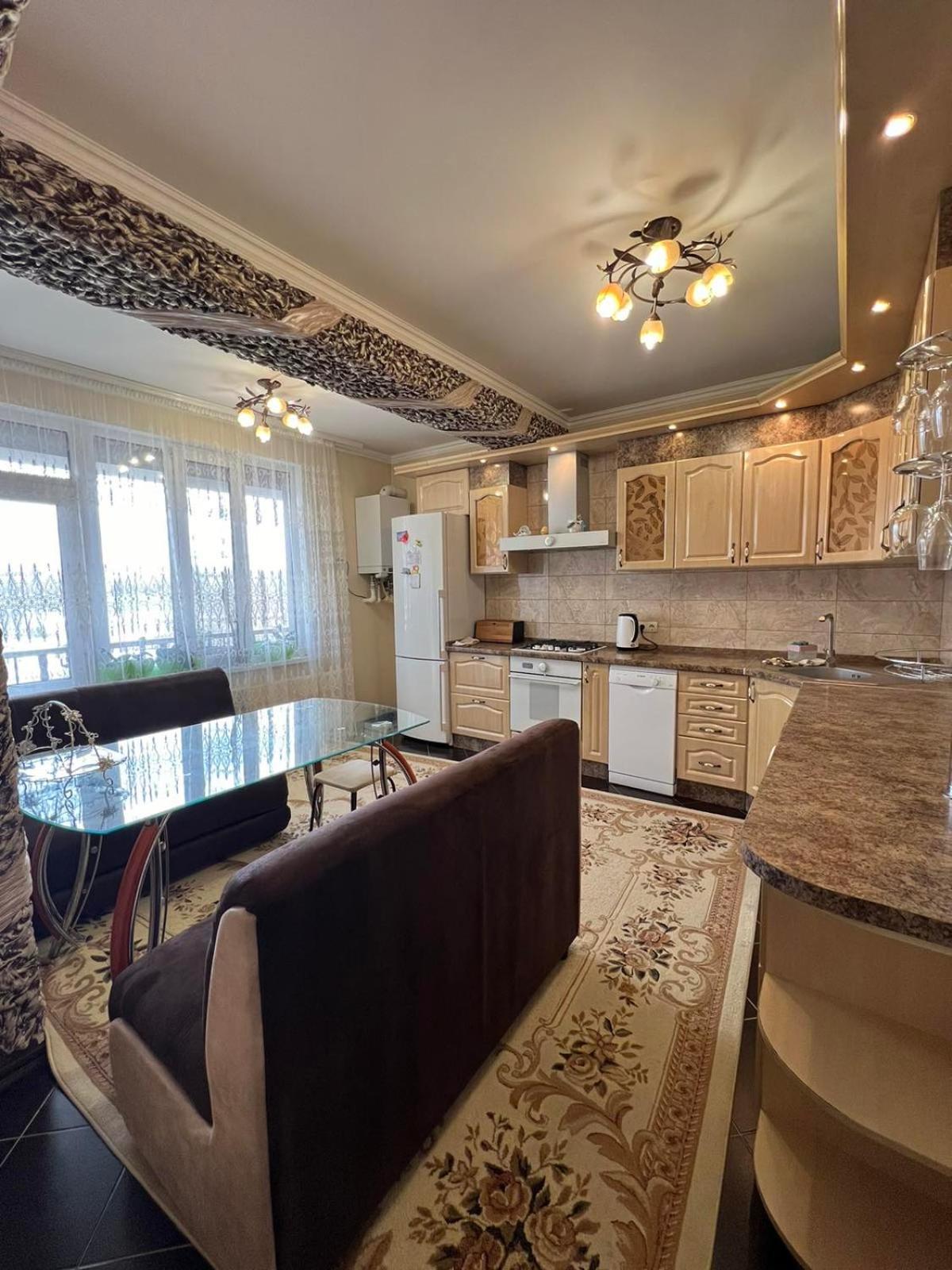 Gold Rose Apartament Кишинів Екстер'єр фото
